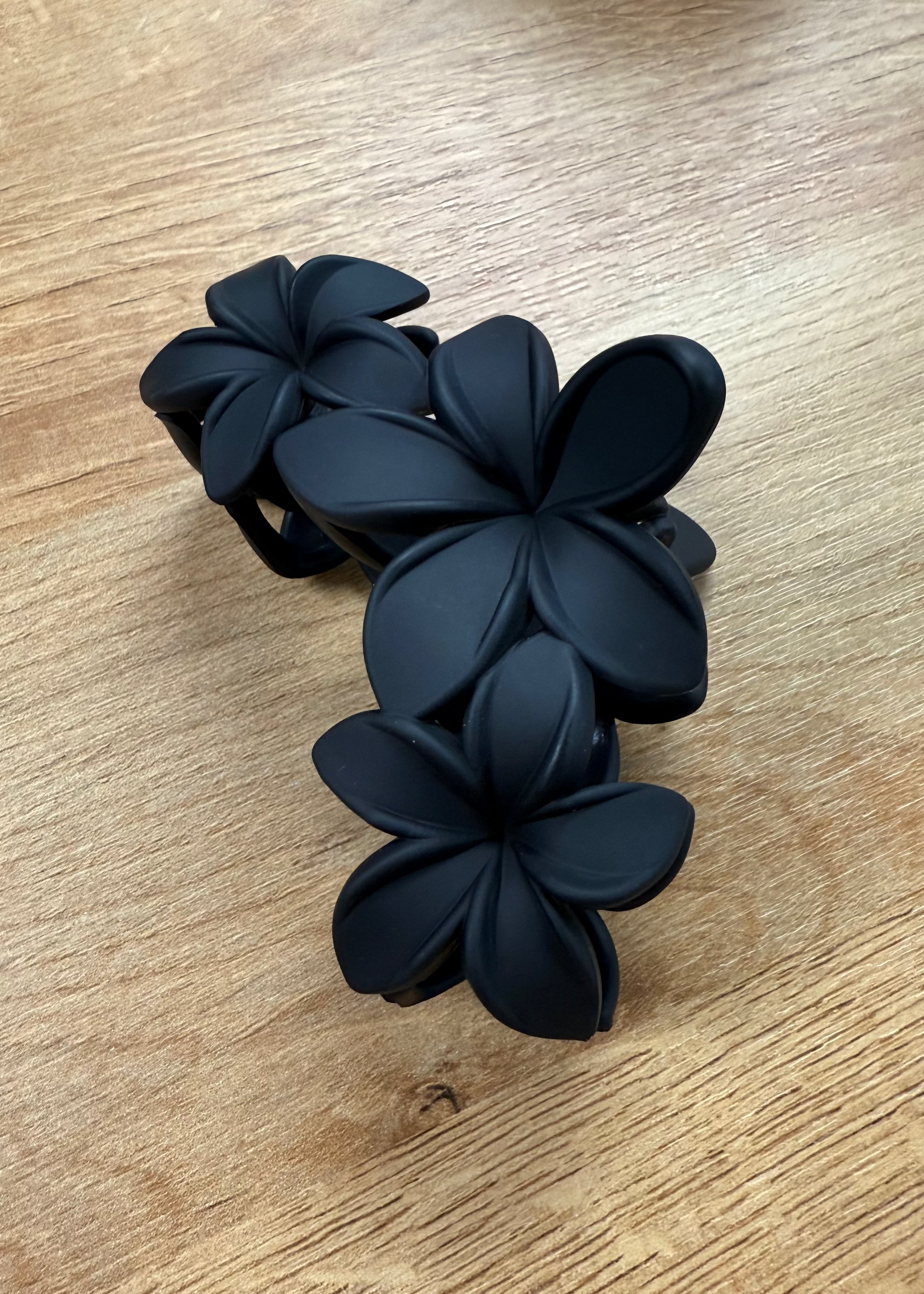 Plumeria Clutch Hair Claw Clip